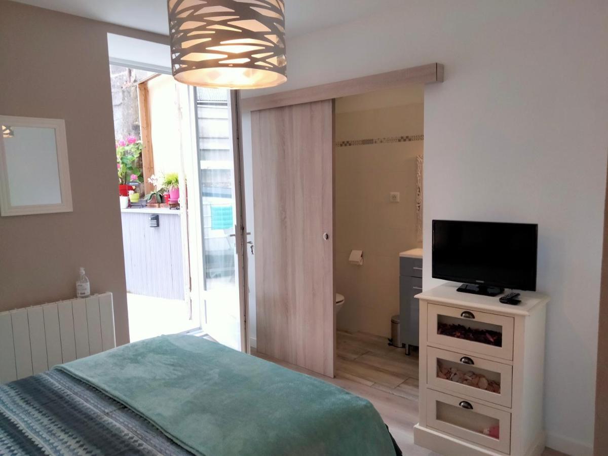 Les Chambres Hautes D'Anastasia Роде Экстерьер фото